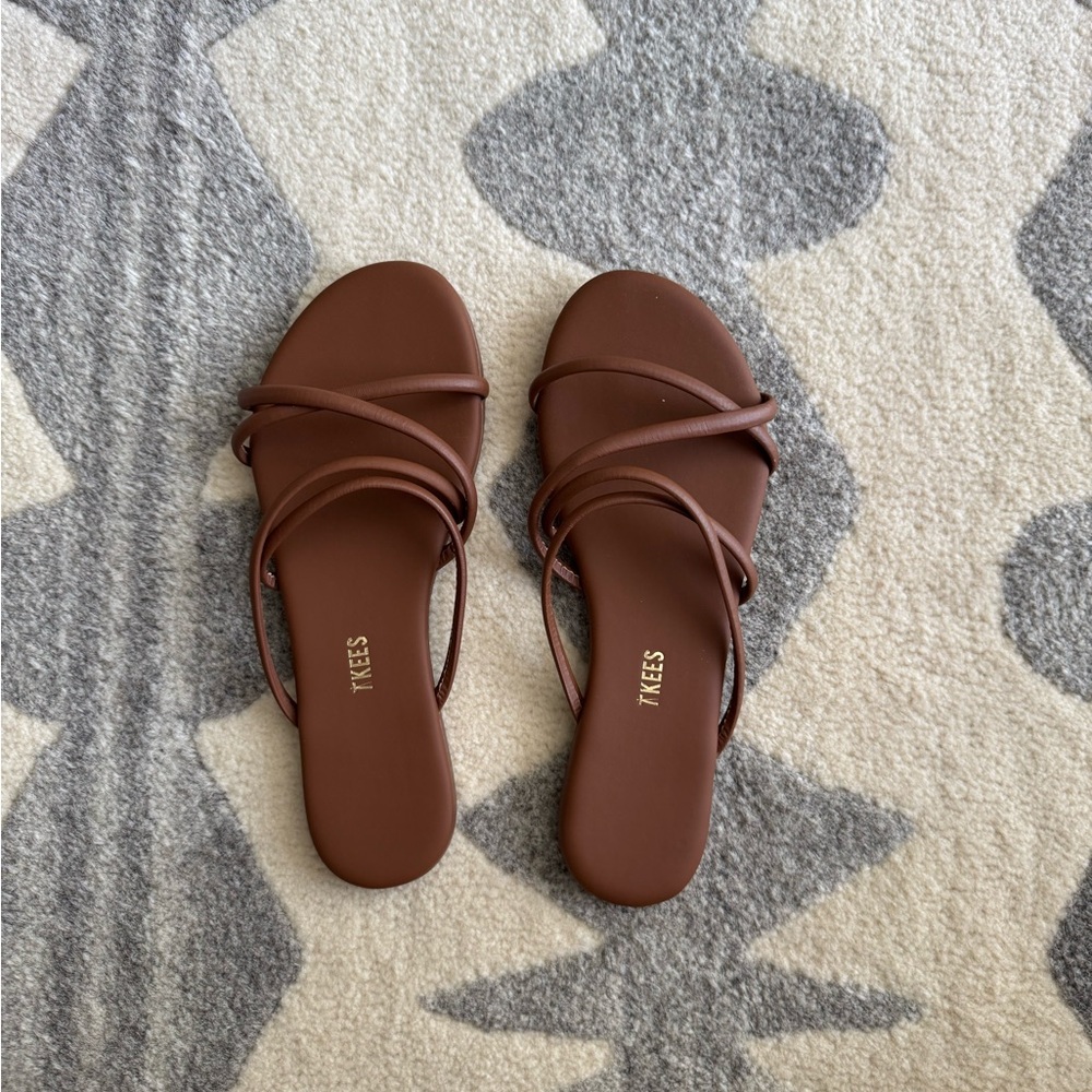 TKEES Sloane Sandals